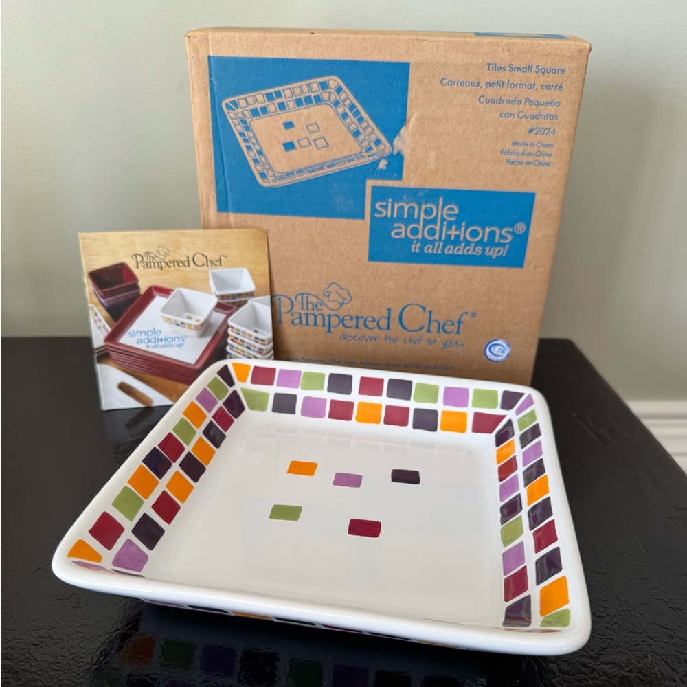 The Pampered Chef Simple Additions - “Tiles" Small Square Dish 7.25”